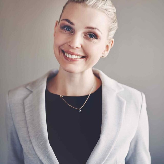 https://focalforge.co.za/wp-content/uploads/2021/06/img-team-04-640x640.jpg